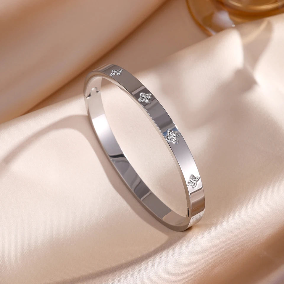 Crystal Glow Bracelet Set