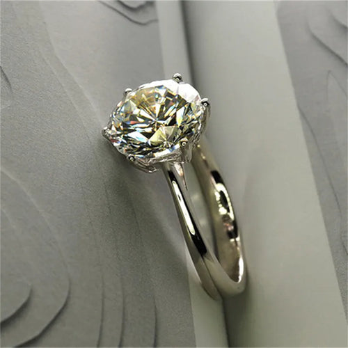 Brilliant Bloom Silver Ring