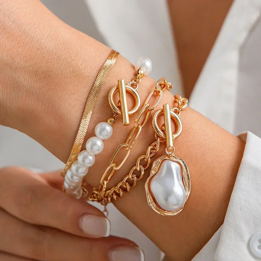 Waterdrop Chic Bangle