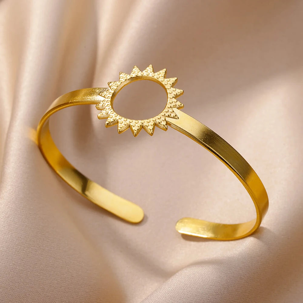 Opulent Petal Bangle