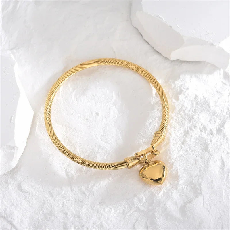 Heart Pendant Bangle