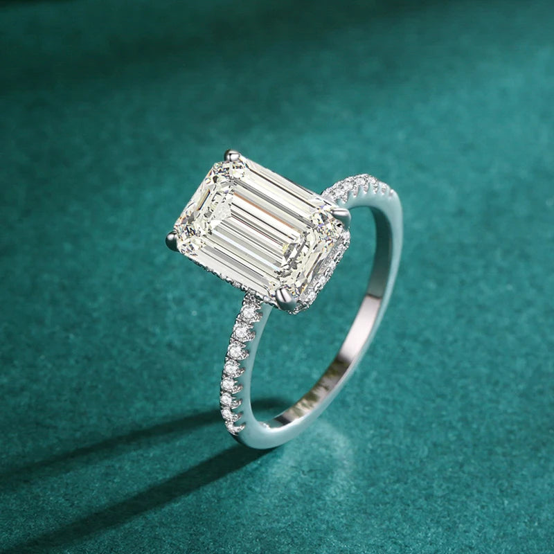 Zirconia Chic Pagoda Ring