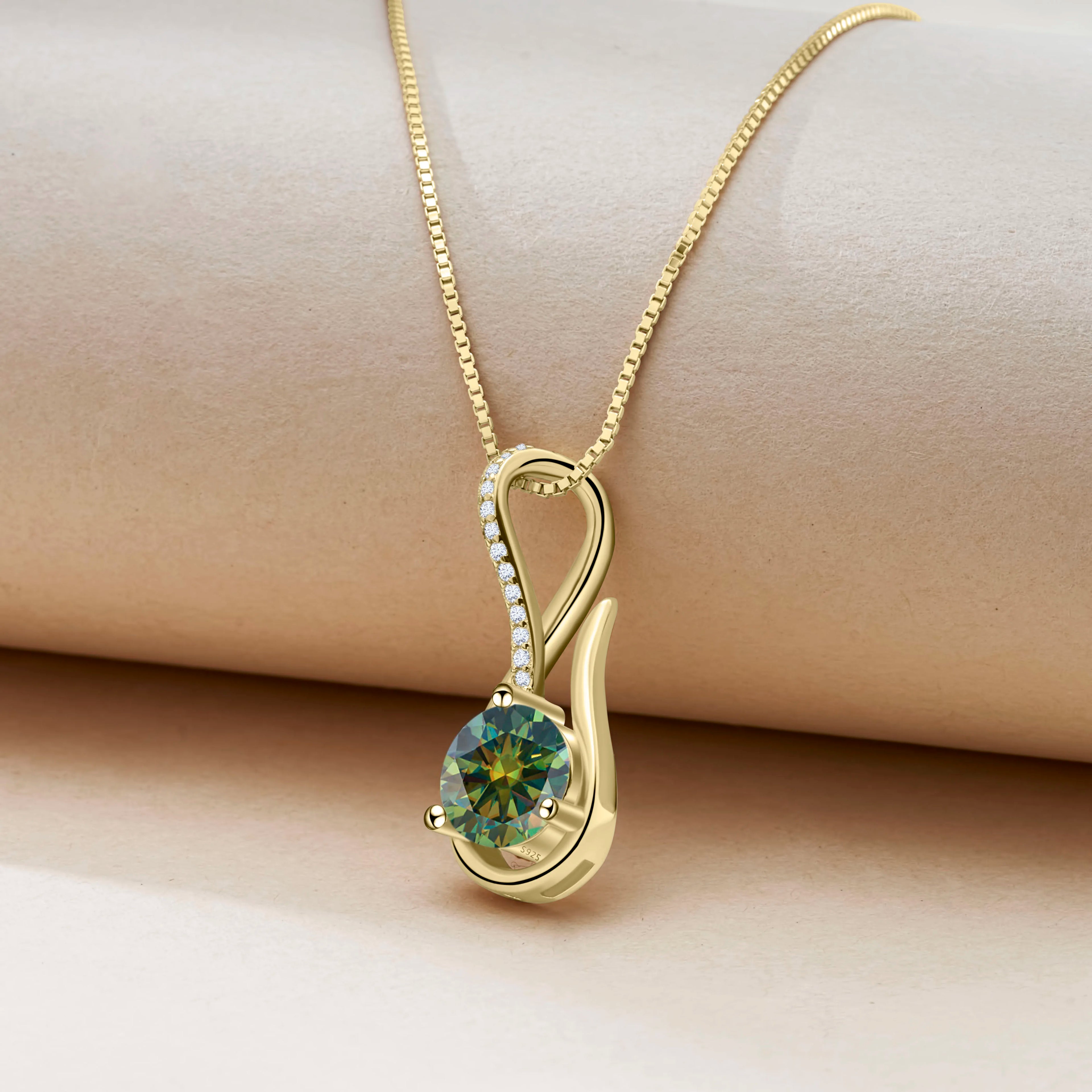 Luxe Beam Moissanite