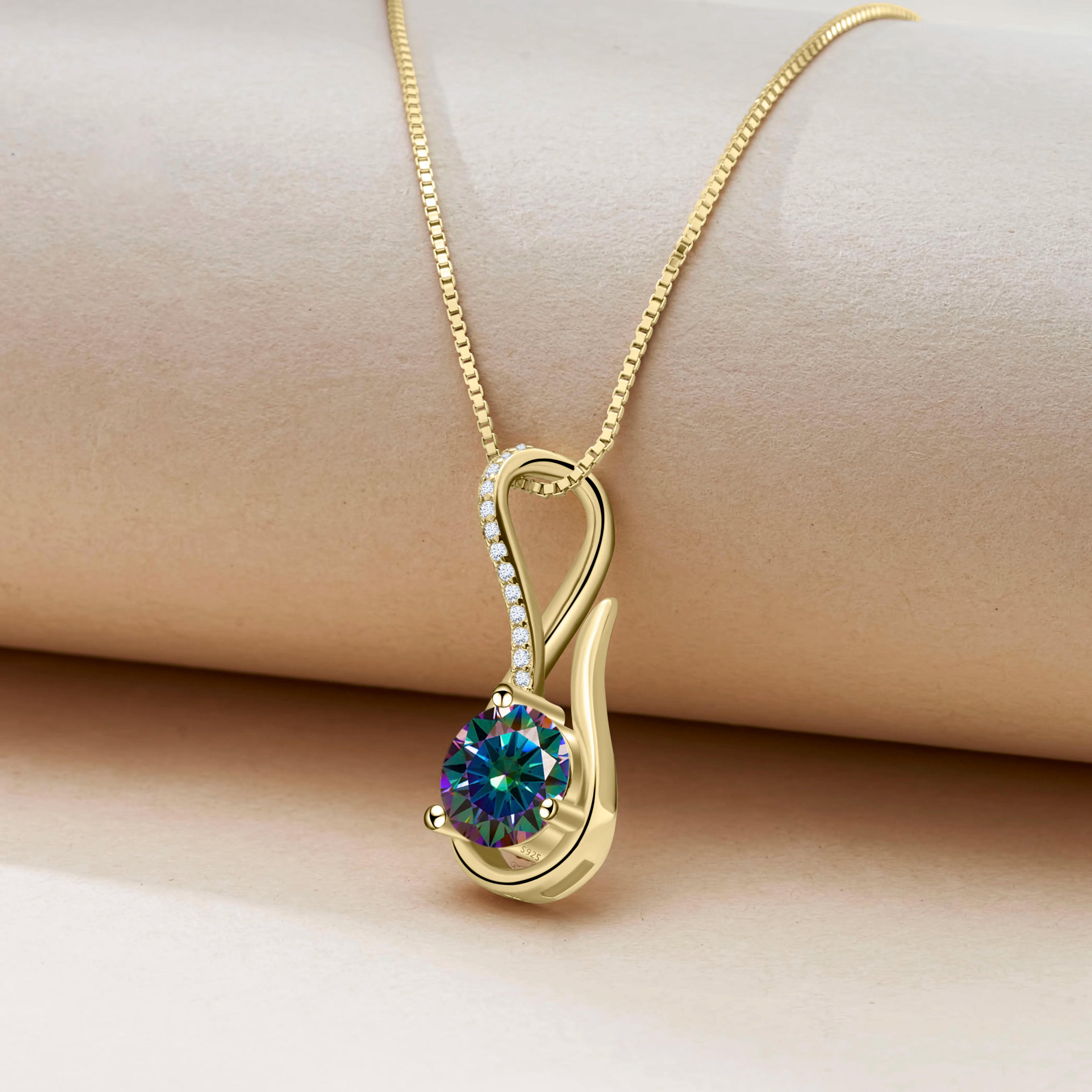 Luxe Beam Moissanite