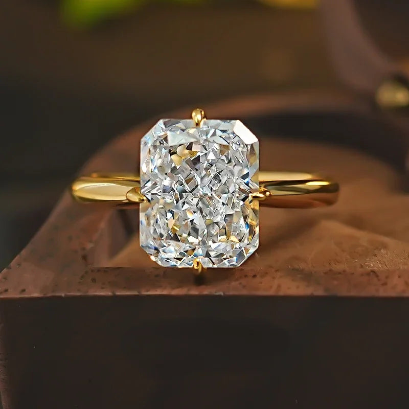 Velvet Flame Diamond Ring